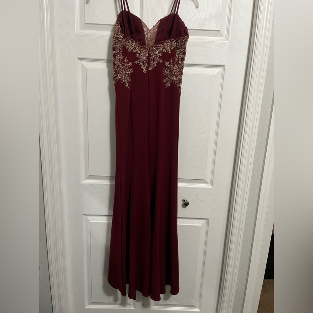 Dress - Picture 2 of 3